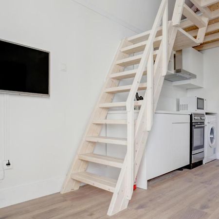 Lovely Tiny House Amstelveen Exterior photo